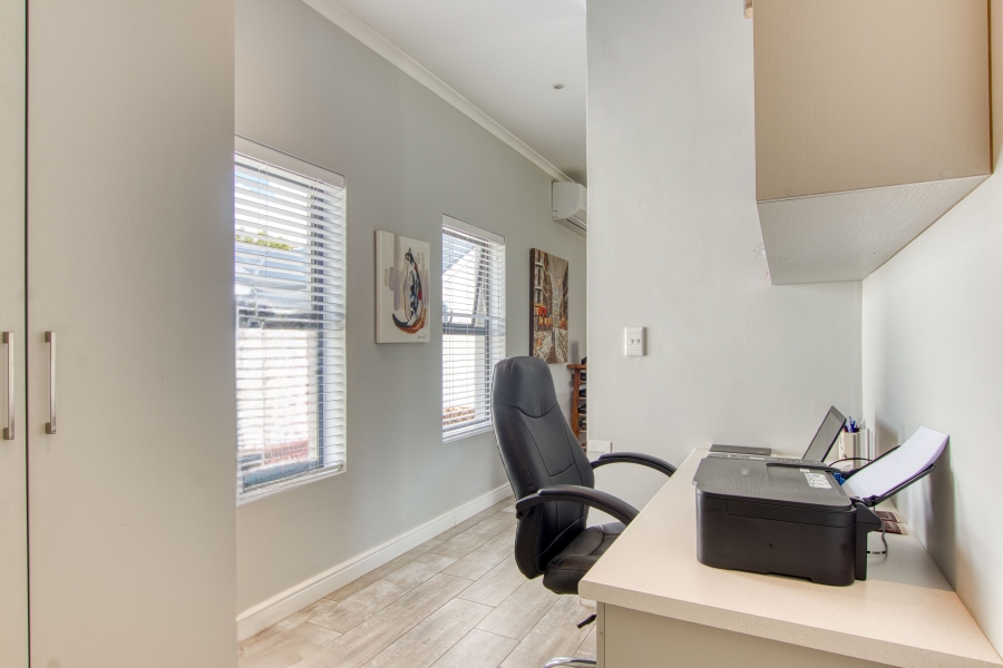 3 Bedroom Property for Sale in Kelderhof Country Village Western Cape